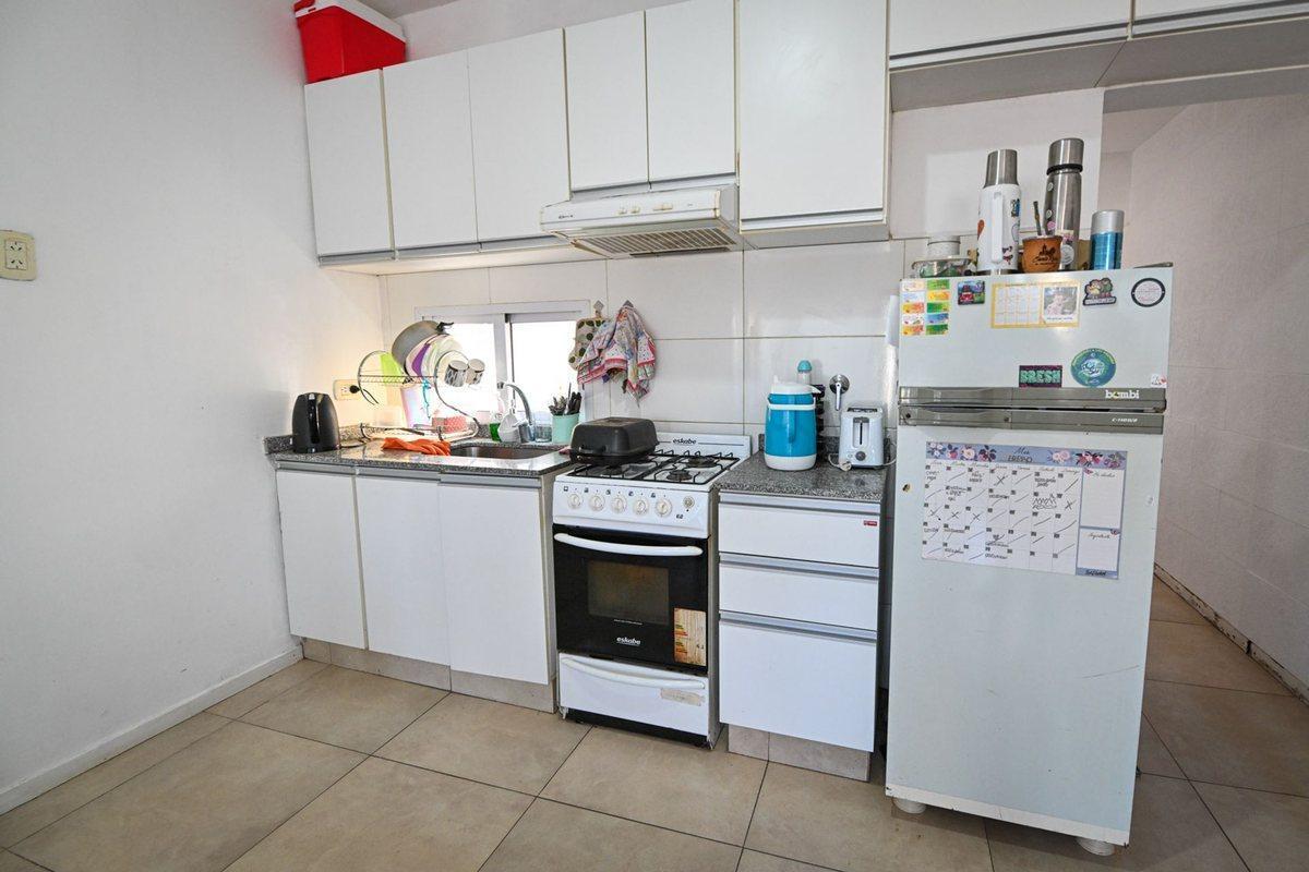 Foto de DEPTO EN VENTA 1 DORM CENTRO II, imagen 2