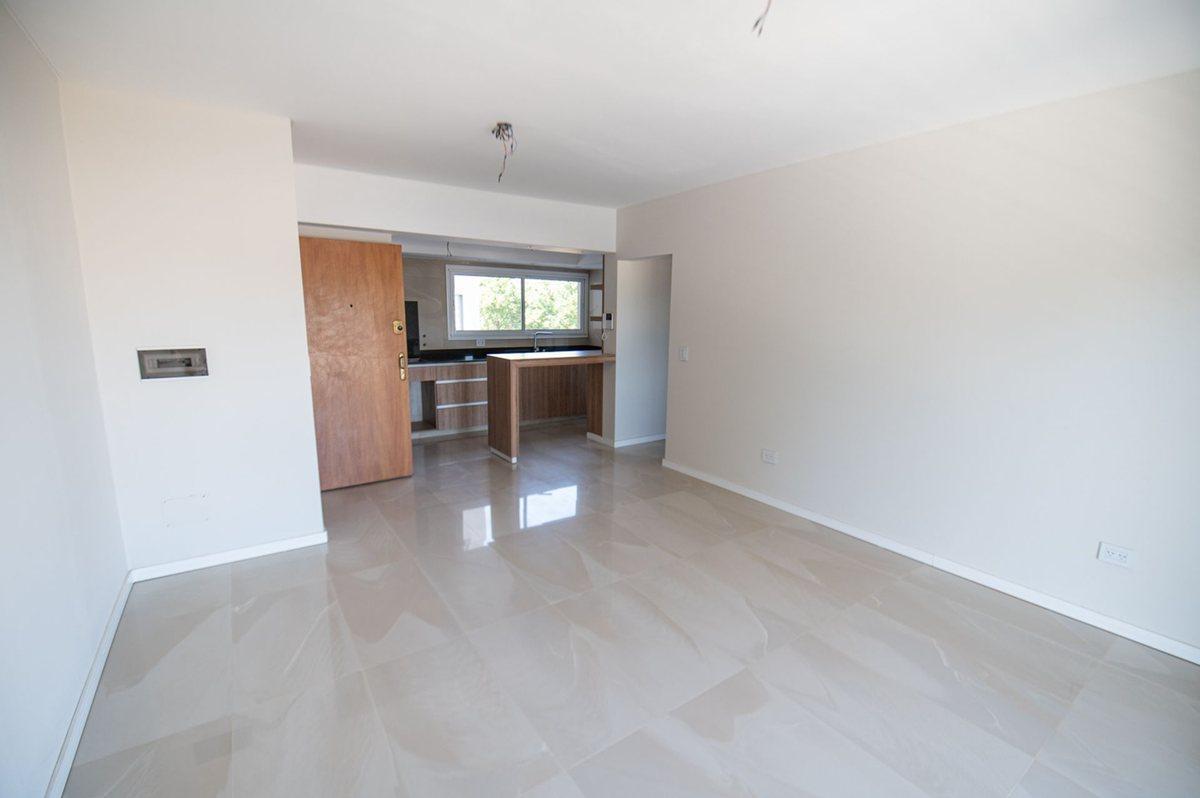 Foto de VENTA DEPARTAMENTO DE 1 DORMITORIO VENADO TUERTO, imagen 4