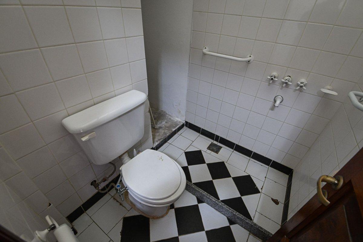 Foto de Se vende casa de dos plantas con patio y pileta, imagen 3