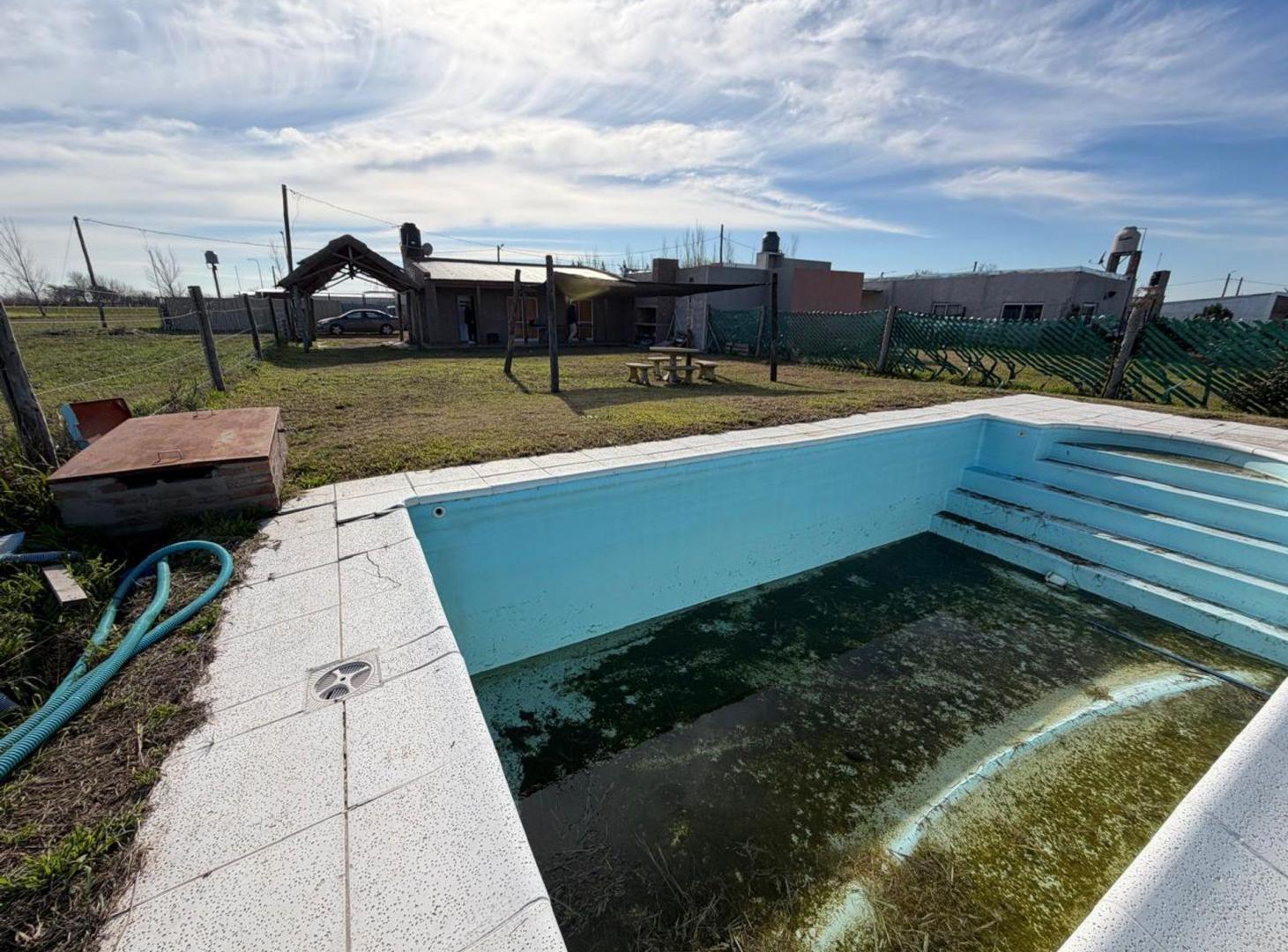 Foto de Quinta en Chapuy con pileta - Zona vivero, imagen 3