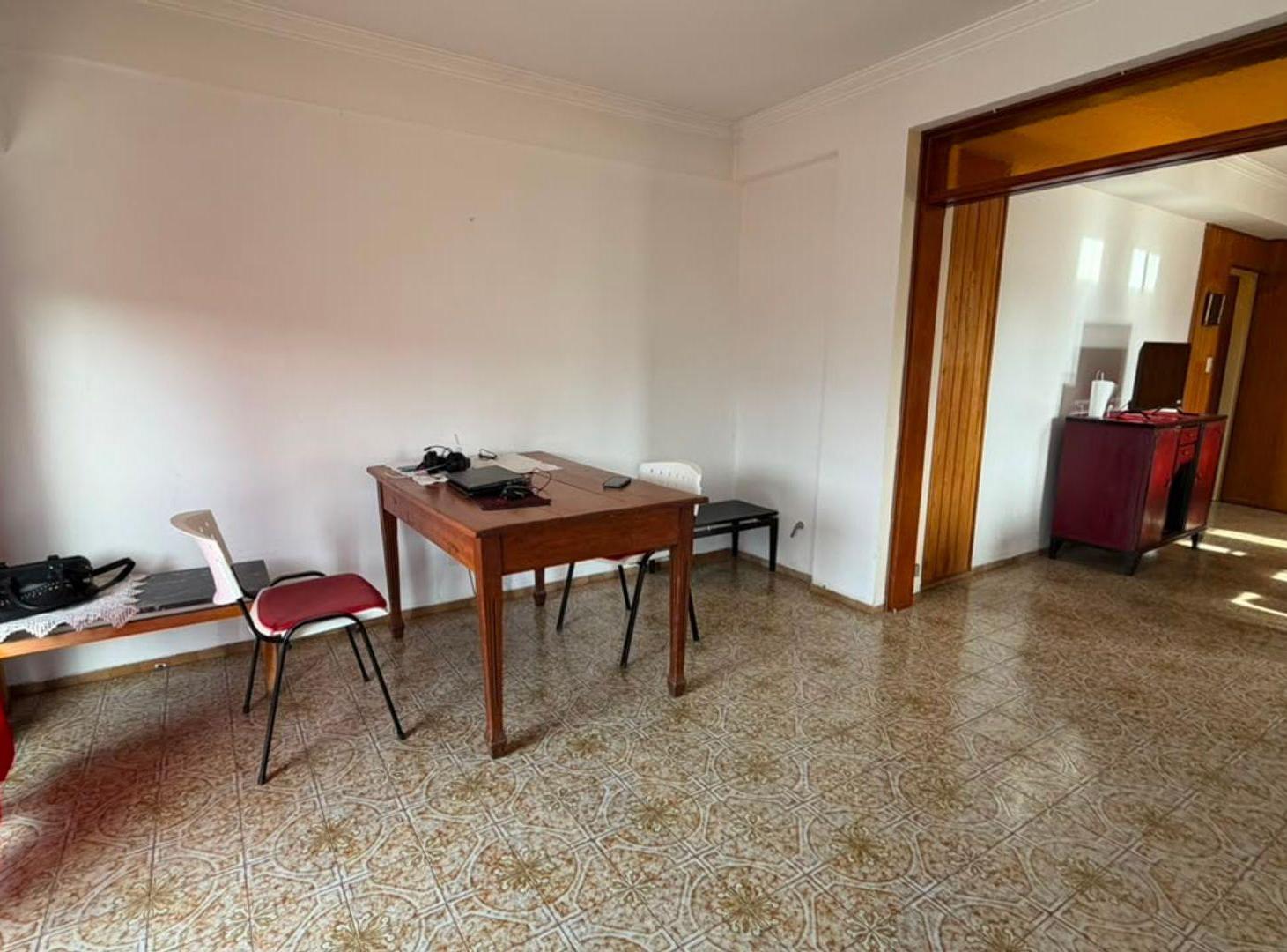 Foto de Departamento 4 dorm. en Castelli 920 (1er piso), imagen 1