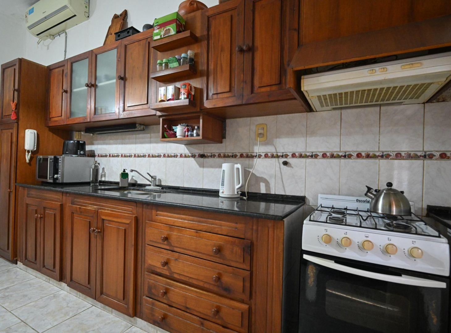 Foto de VENTA CASA 2 DORM + QUINCHO, imagen 1