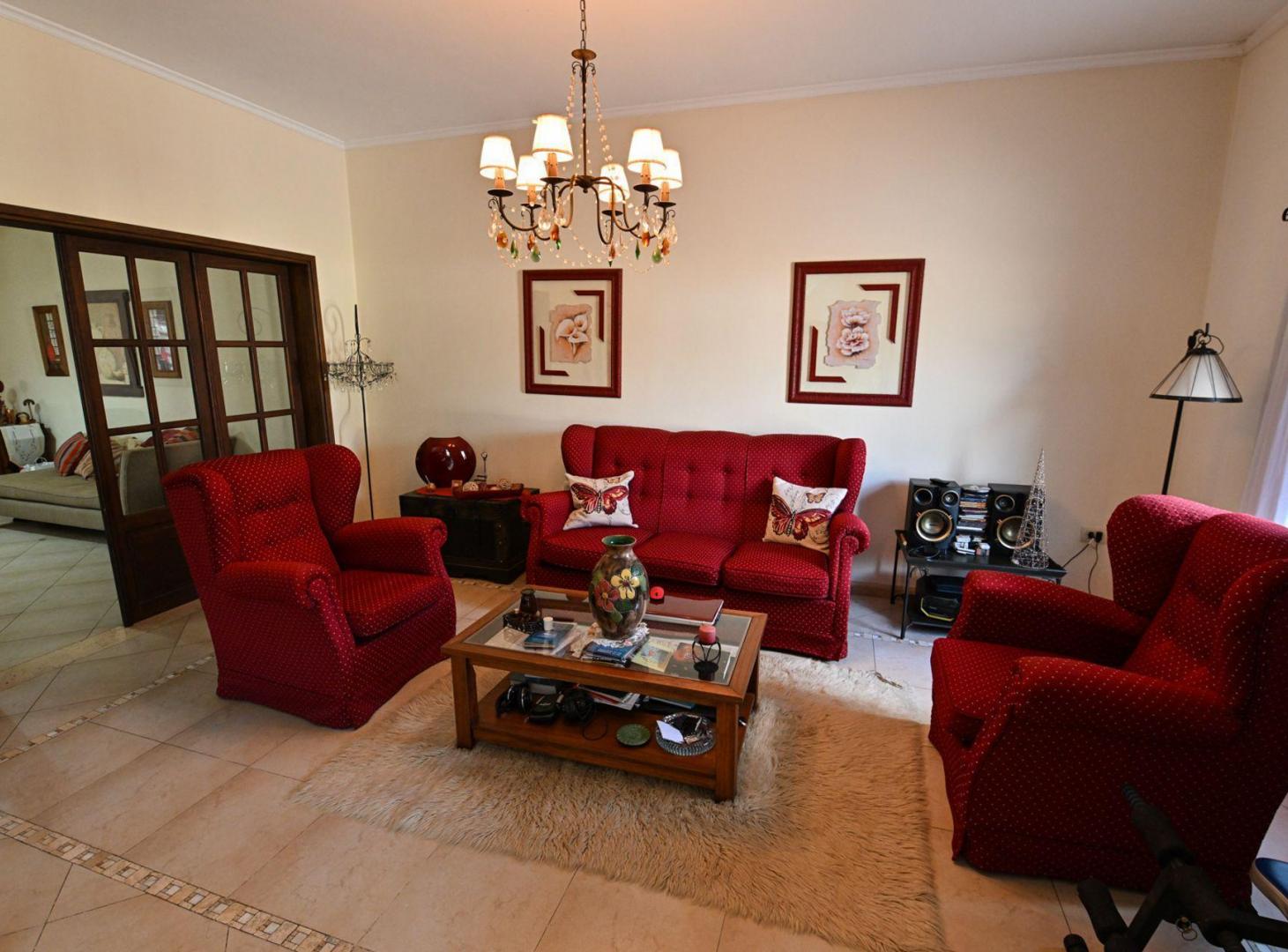 Foto de IMPORTANTE CASA EN VENTA EN EL CENTRO DE V. TUERTO, imagen 2