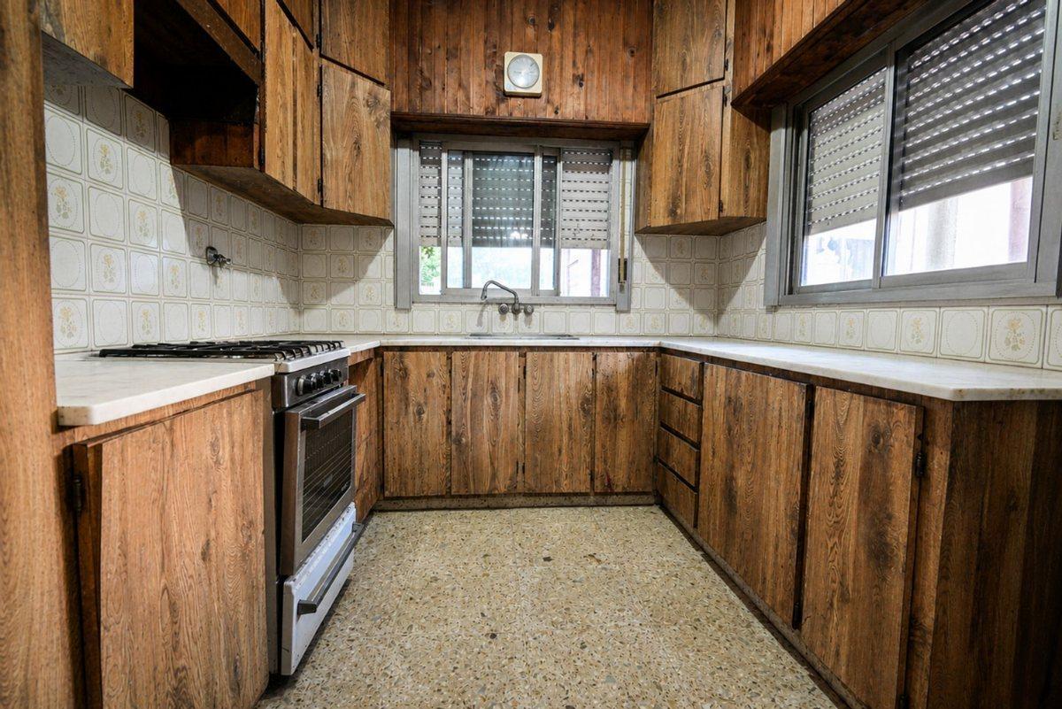 Foto de CASA CON GRAN TERRENO 12,5X43 SOBRE AV SANTA FE, imagen 1