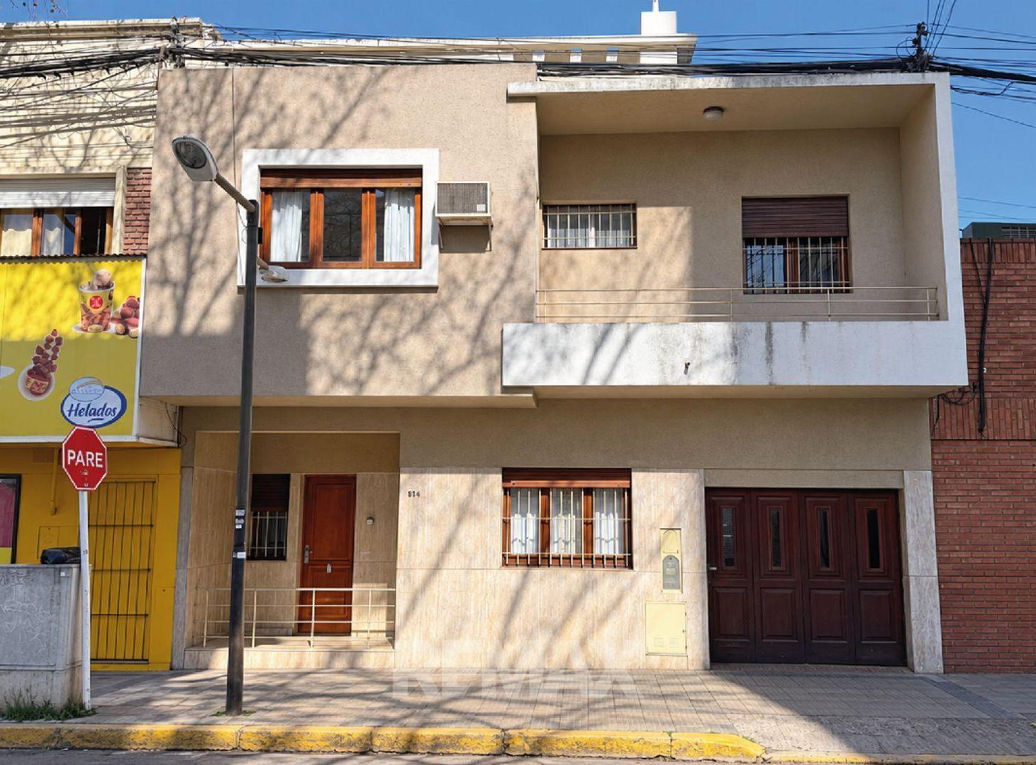 Foto de Se vende casa céntrica 3 dorm c/pileta, VT, imagen 1