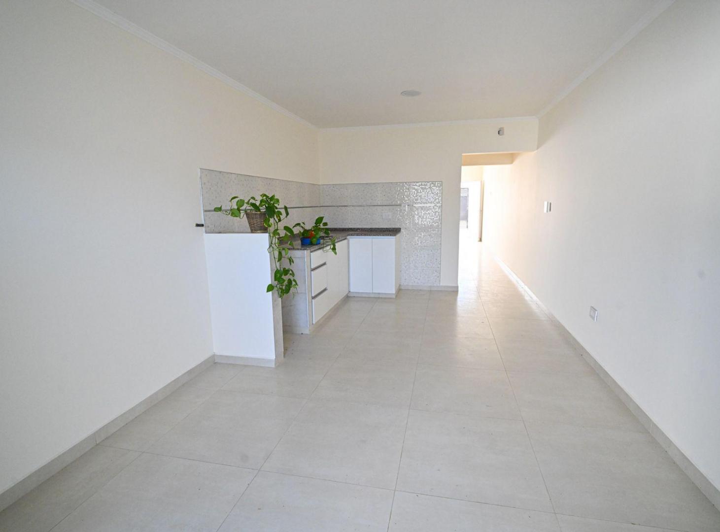 Foto de Departamento tipo Duplex con cochera y patio, imagen 2