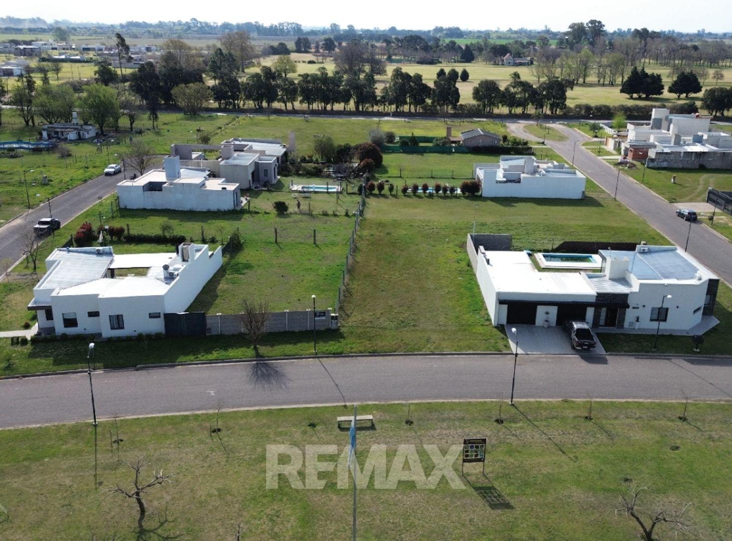 Foto de Venta Lote 76 de 395m2 en B° Polo View, imagen 2