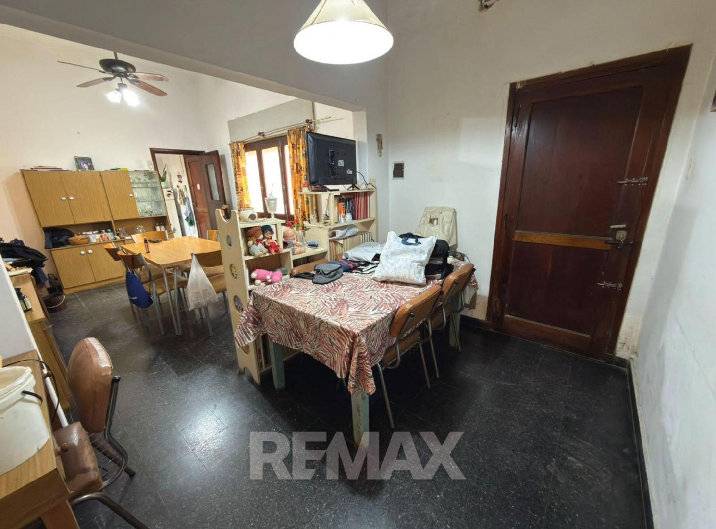 Foto de SE VENDE DPTO. CENTRICO PB c/Patio, 2 DORM. VT, imagen 2