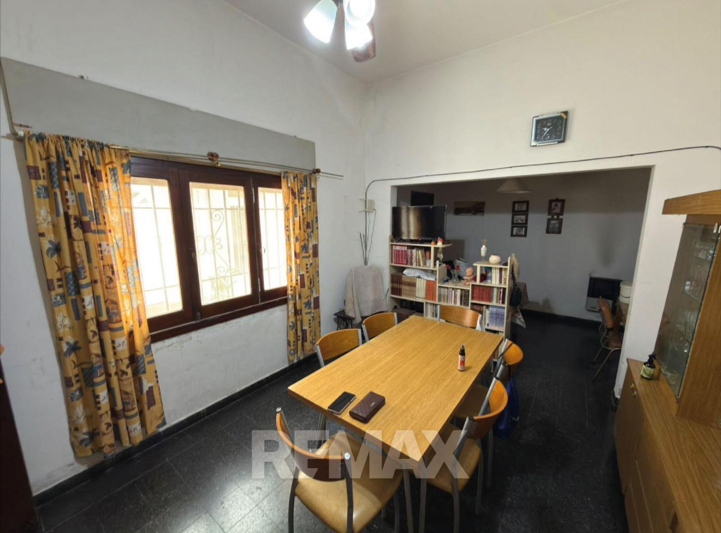Foto de SE VENDE DPTO. CENTRICO PB c/Patio, 2 DORM. VT, imagen 5