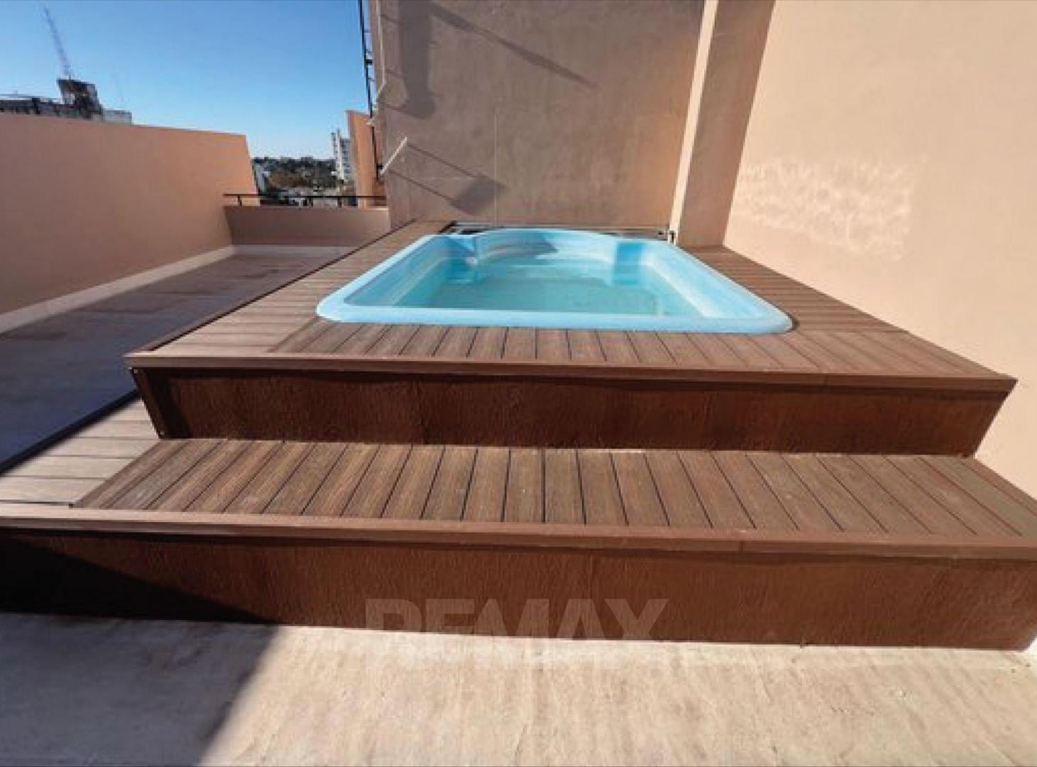 Foto de MONOAMBIENTE C/PATIO EN VENTA PLENO CENTRO V.T., imagen 4