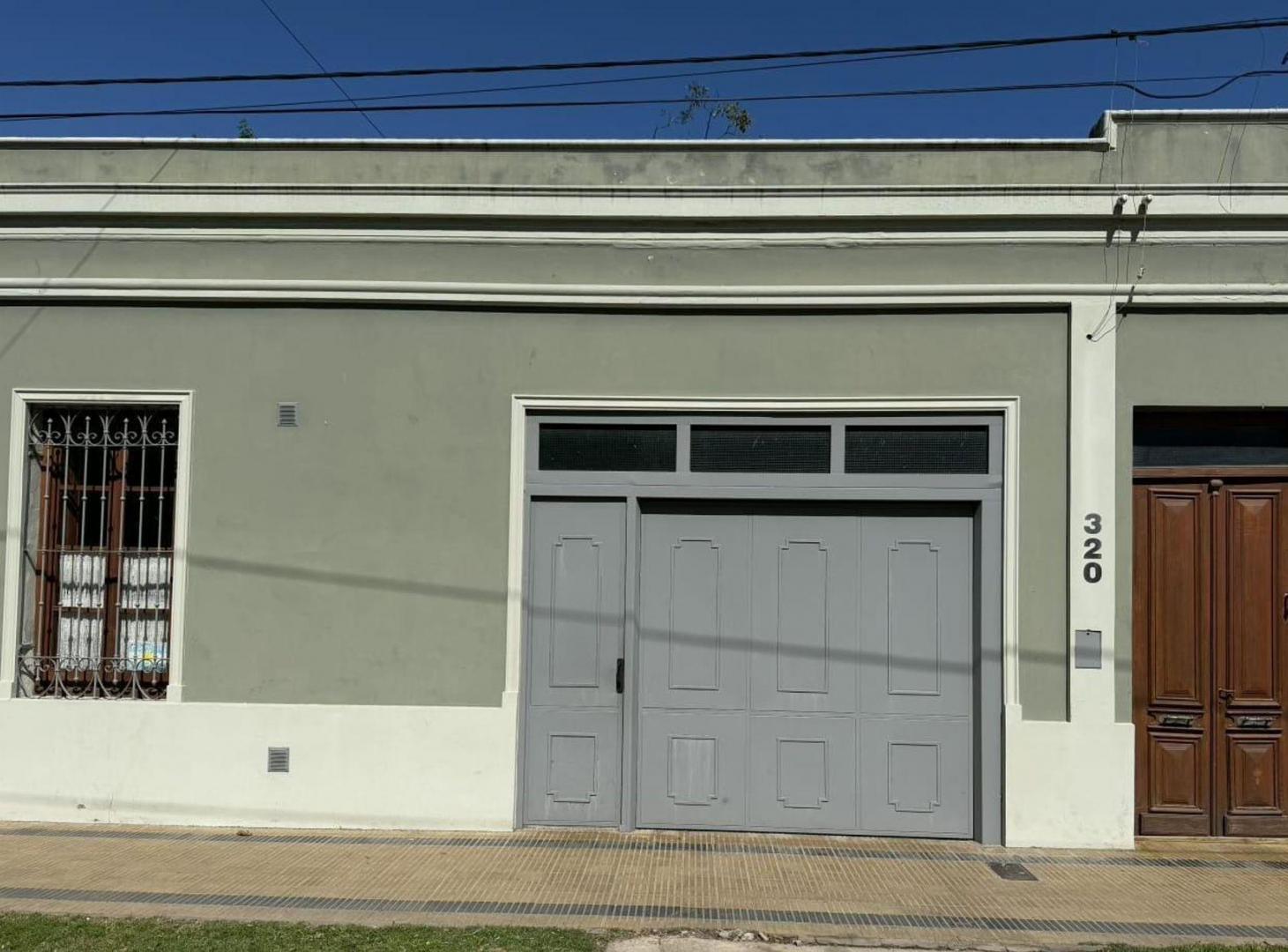 Foto de SE VENDE: HERMOSA CASA ANTIGUA - B° CENTRO III, imagen 1