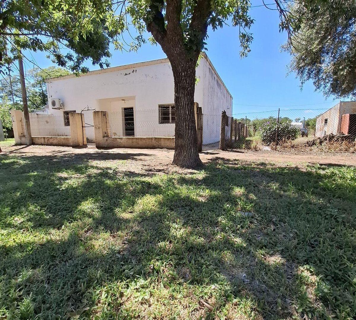 VENTA CASA 3 DORM C/ GALPON Y TERRENO DE 1200 MTS2