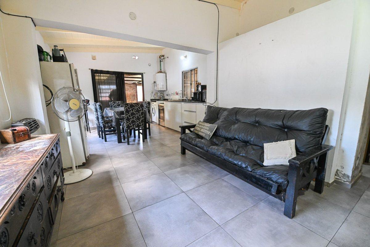 Foto de CASA EN VENTA 3 DORM EXCELENTE UBICACION, imagen 3