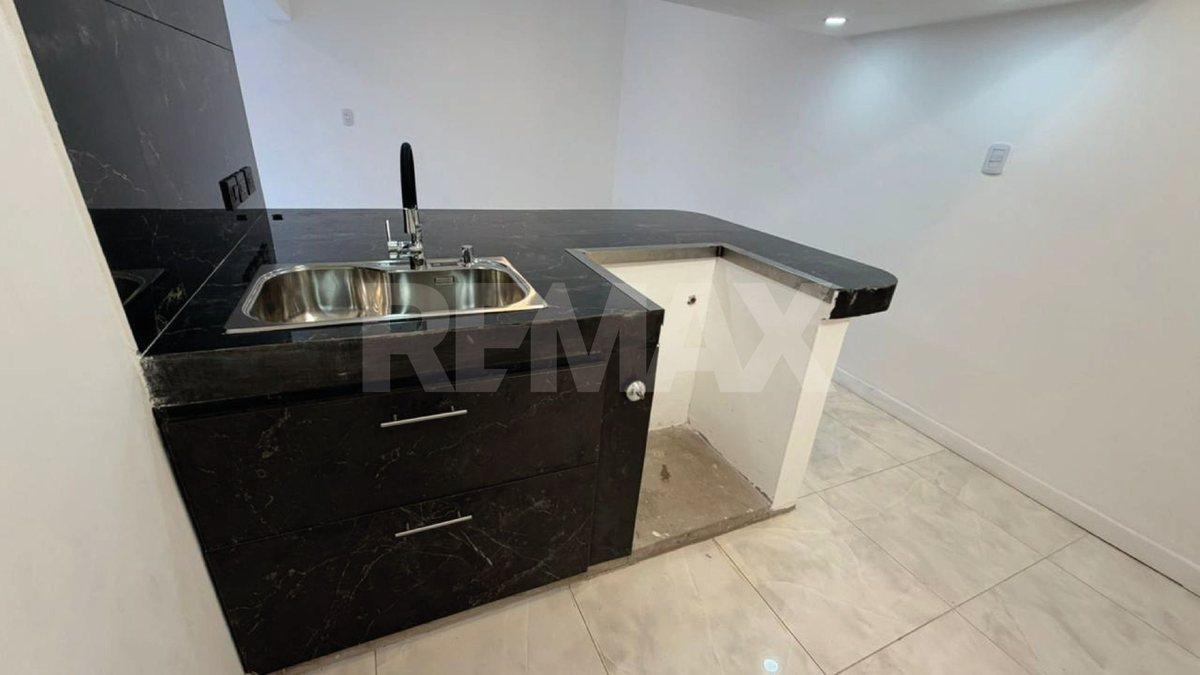 Foto de Se vende Dpto. refaccionado c/cochera + galpón, imagen 5