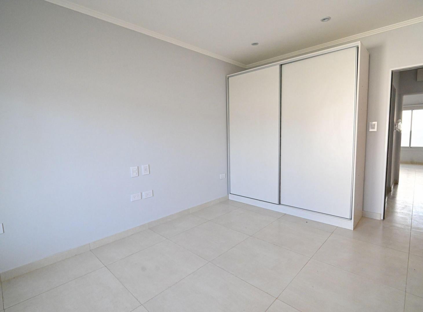 Foto de Departamento 1er piso 2 dormitorios con cochera, imagen 5