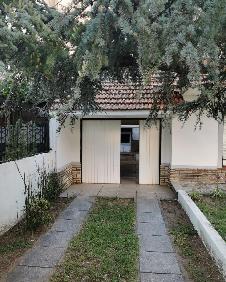 Excelente Chalet, Zona Centro de San Bernardo, en Esquina, Posible Financiacion! 5