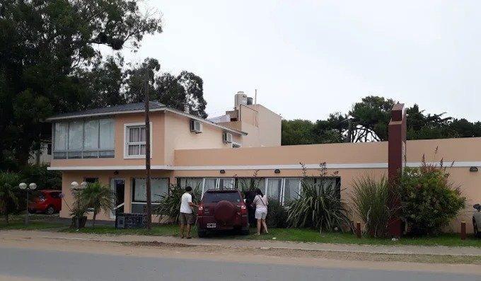 VENDO HOSTERIA DE 14 HABITACIONES EN FUNCIONAMIENTO EN VALERIA DEL MAR