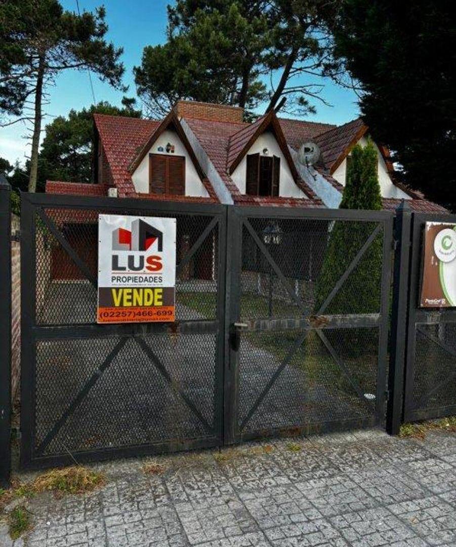TRIPLEX BARRIO "SAN RAFAEL " a 200m DEL MAR CON GAS NATURAL