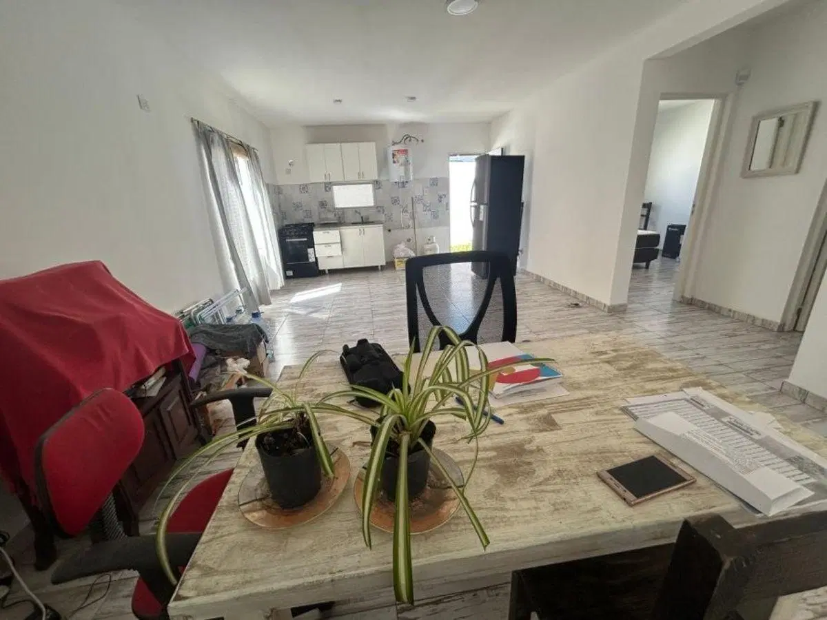 PH en Planta Baja - Casa tipo Chalet , con espacio guardacoche y parrilla sobre AMPLIO LOTE 5