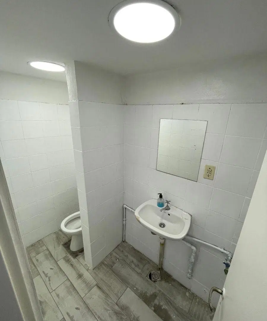 LOCAL EN VENTA SAN MIGUEL MICROCENTRO 5