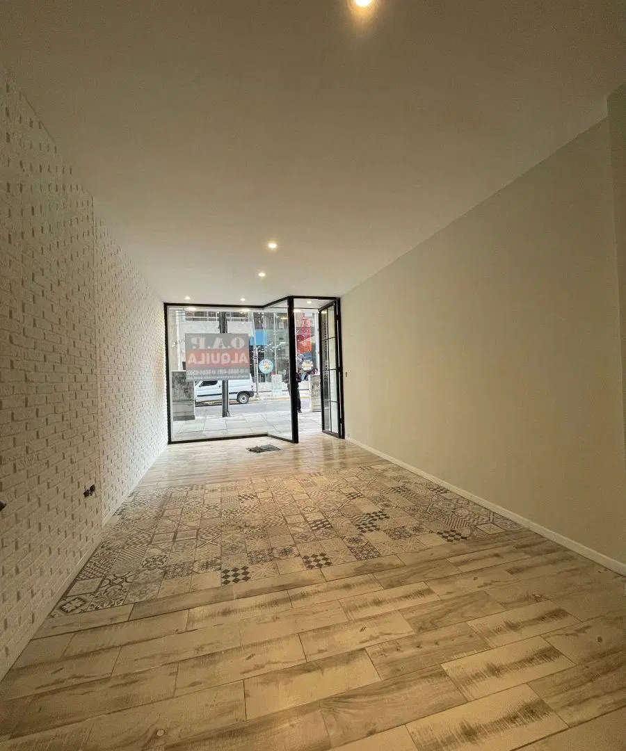 LOCAL EN VENTA SAN MIGUEL MICROCENTRO 4