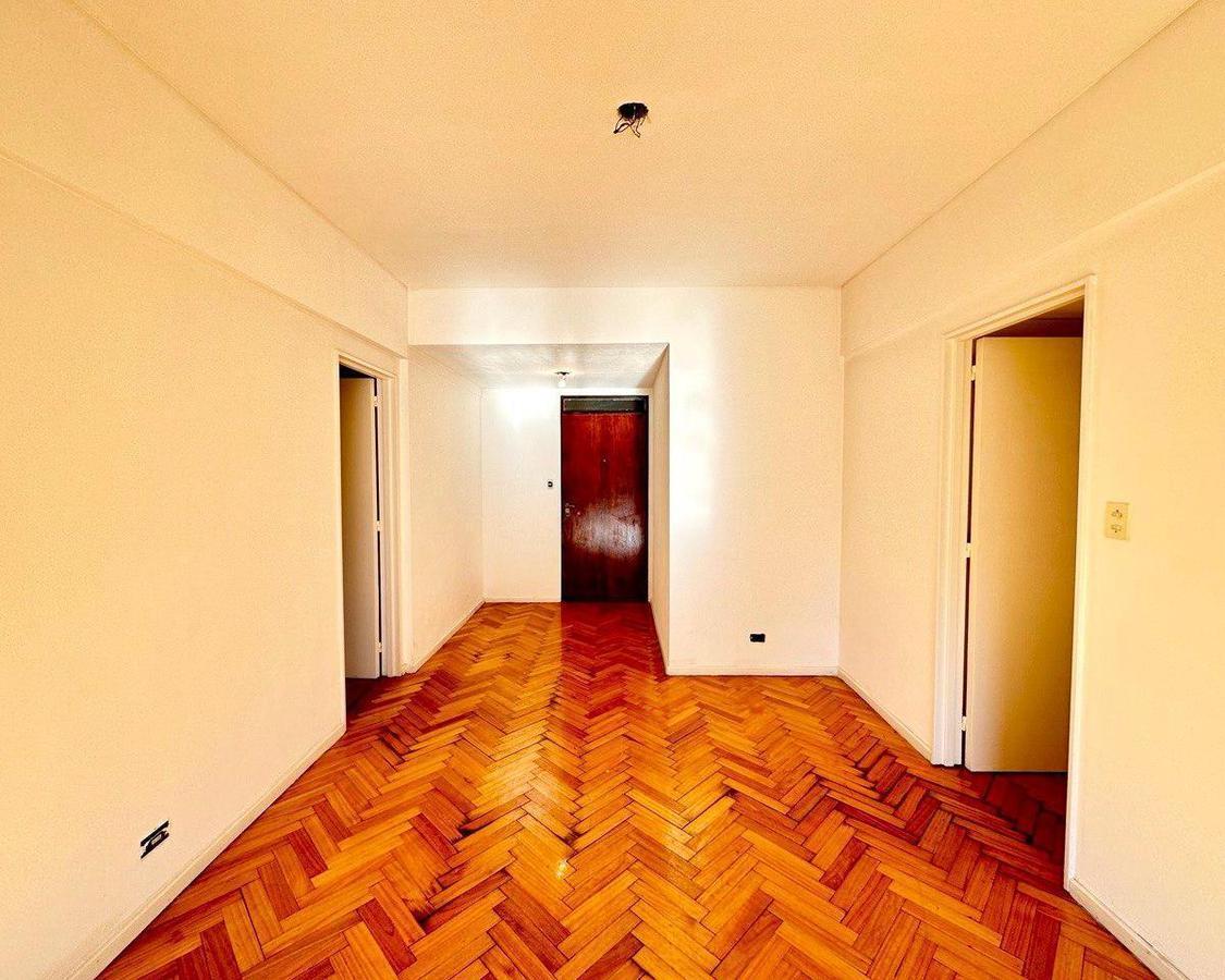 Venta Departamento 3 Amb con Cochera Avellaneda 5