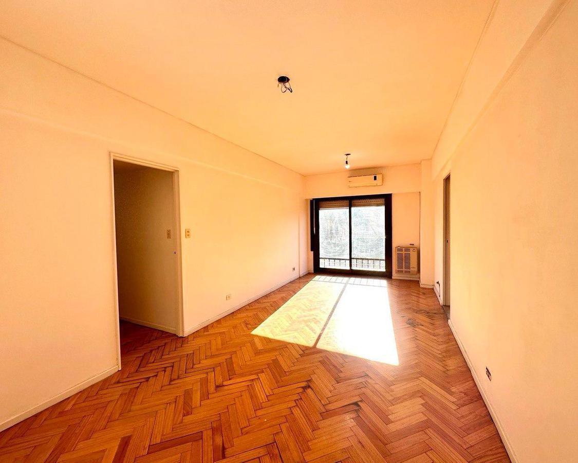 Venta Departamento 3 Amb con Cochera Avellaneda 1