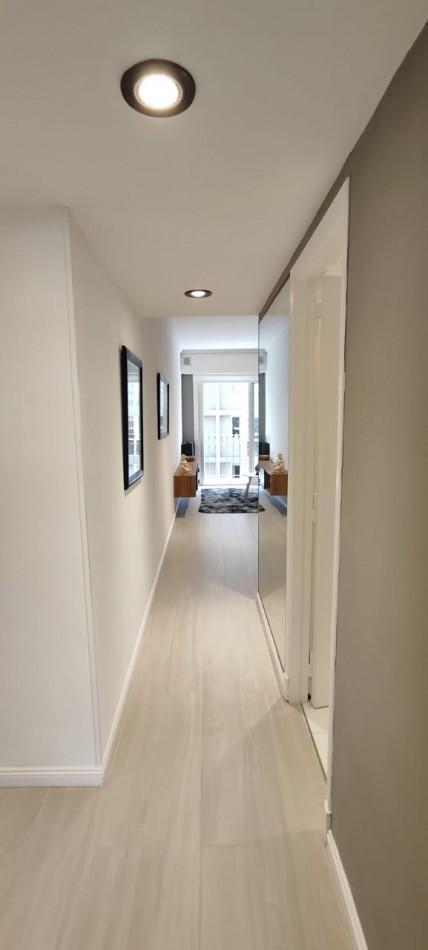 Venta Departamento de 2 Ambientes Reciclado con Balcon 2