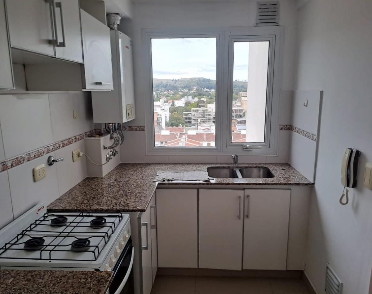Departamento 2 Ambientes con Cochera y Vista a Las Sierras. Apto Credito 4
