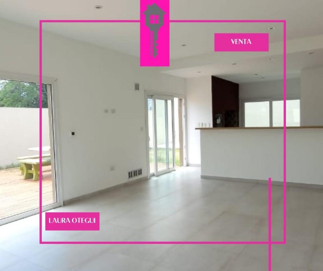Venta Casa a Estrenar 4 Dorm., Quincho, Pileta, Barrio Cerrito 4