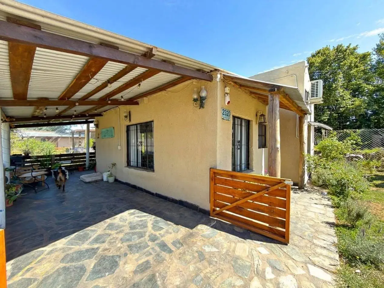 Casa quinta en venta ubicada en Juan Basso Aguirre al 2300, Cerro Leones 8