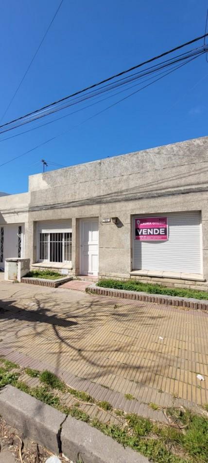 Foto de VENTA CASA 3 DORMITORIOS EXCELENTE ZONA, imagen 2