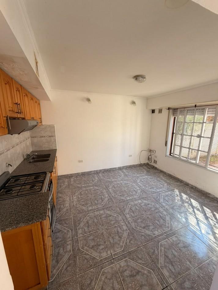 Foto de ALQUILER DUPLEX 2 DORMITORIOS ZONA TERMINAL, imagen 2