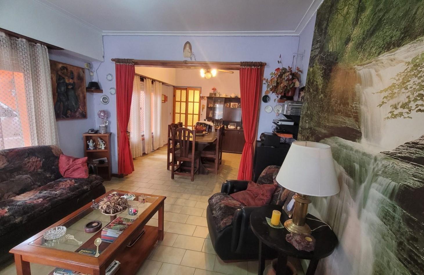Foto de Casa Semicentrica a la VENTA, imagen 3