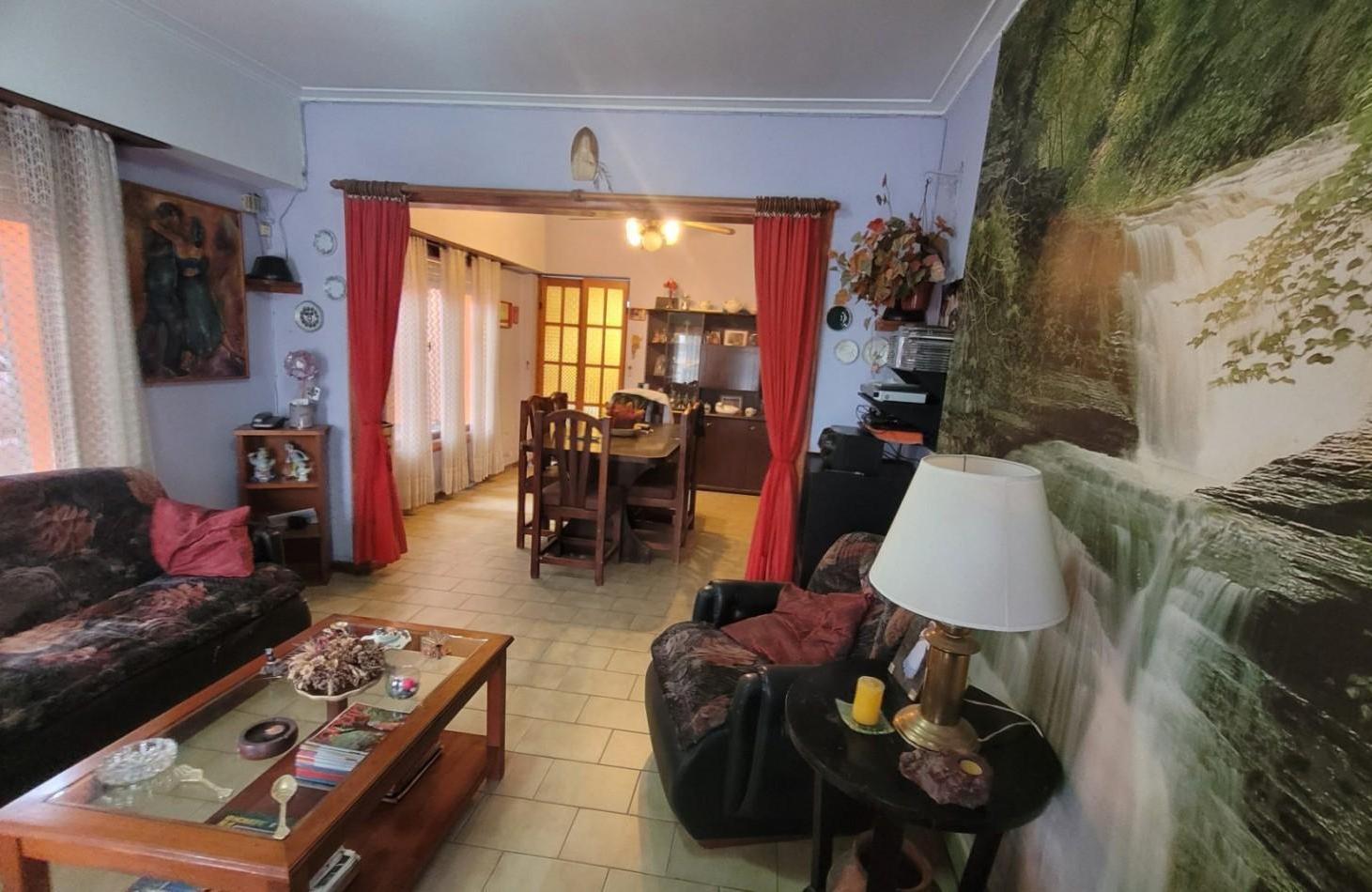 Foto de Casa Semicentrica a la VENTA, imagen 4