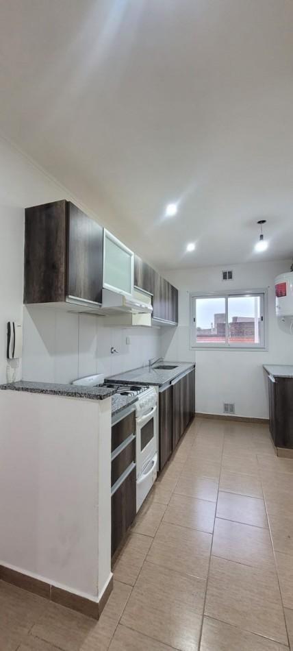 Foto de VENTA DEPTO 1 DORMITORIO SEMI CENTRICO, imagen 1