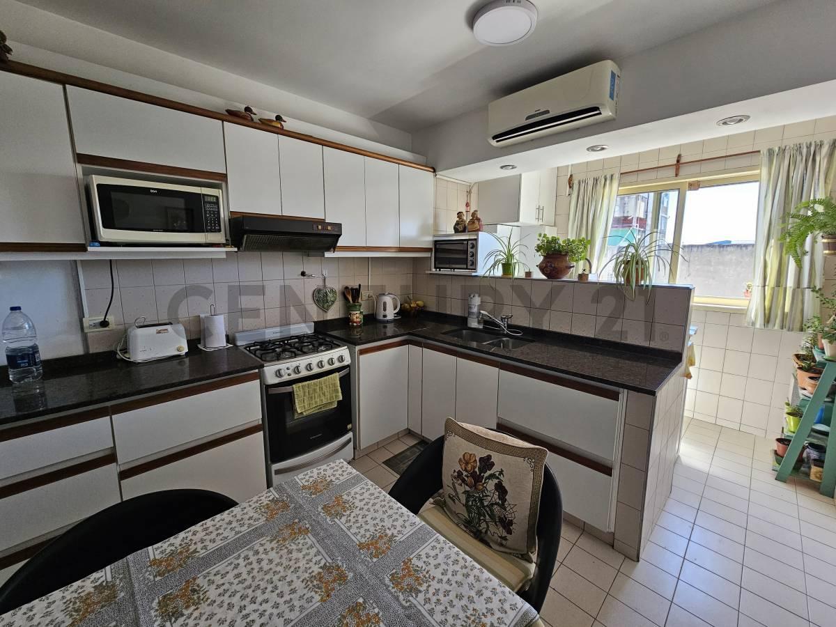 Venta de Departamento 4 Ambientes en San Martin, Buenos Aires 2