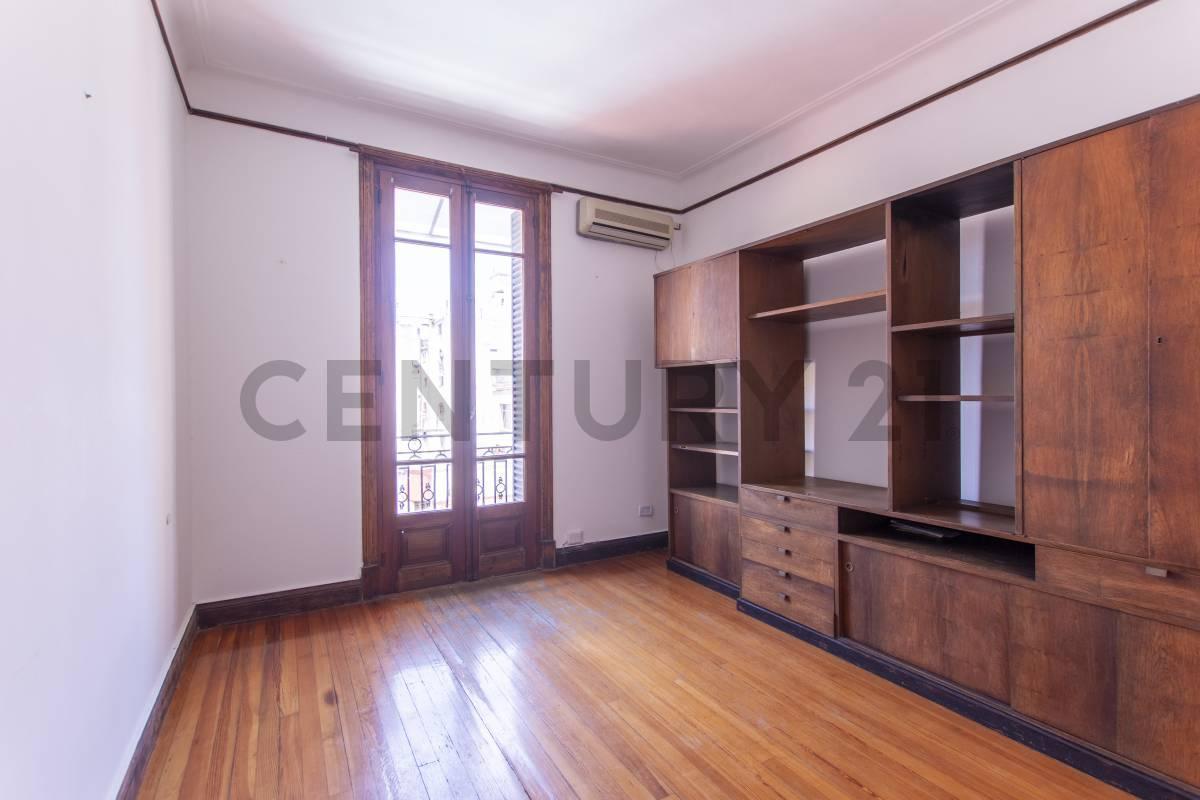 Foto de VENTA DEPARTAMENTO 4 AMBIENTES MONSERRAT BALCON, imagen 2