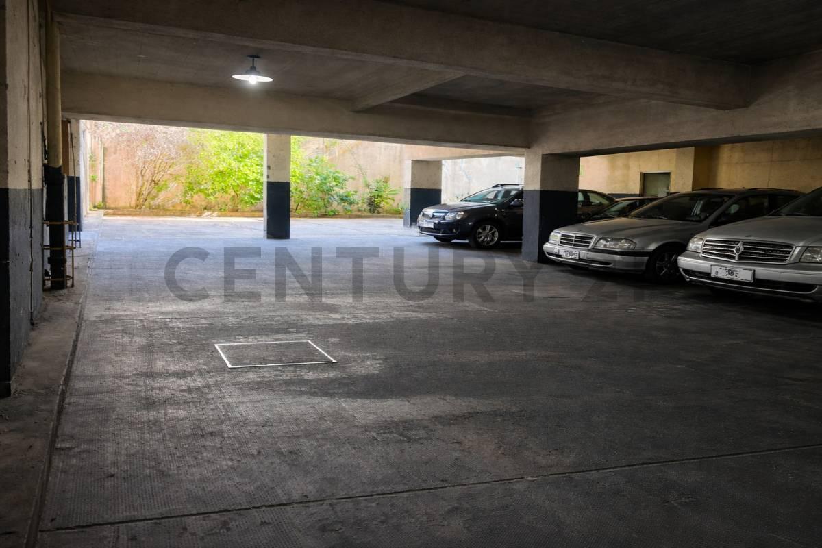 Cochera Fija cubierta en Planta Baja - Zona Hospital Italiano - Sanatorio Franchin, Almagro!!