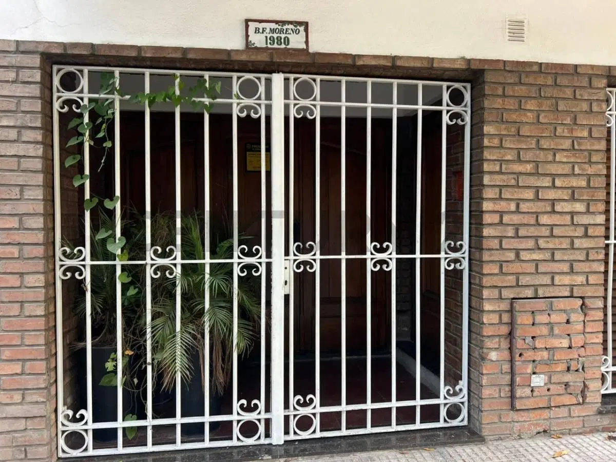 VENTA Casa 3 Ambientes + Escritorio- Parque Chacabuco- Cochera- Patio- Balcón-Terraza - Parrilla-Apt 4