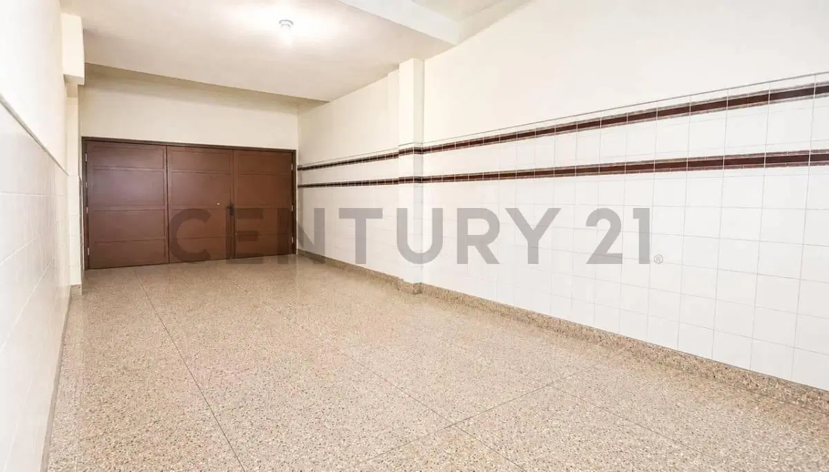 VENTA Casa 3 Ambientes + Escritorio- Parque Chacabuco- Cochera- Patio- Balcón-Terraza - Parrilla-Apt 5