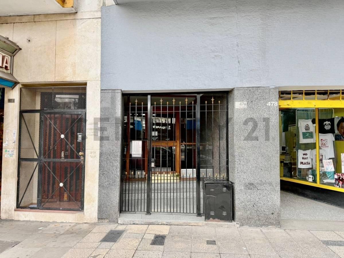 Venta Dto de 3 Amb en el Centro de Avellaneda A 15 m del obelisco.AC . AP
