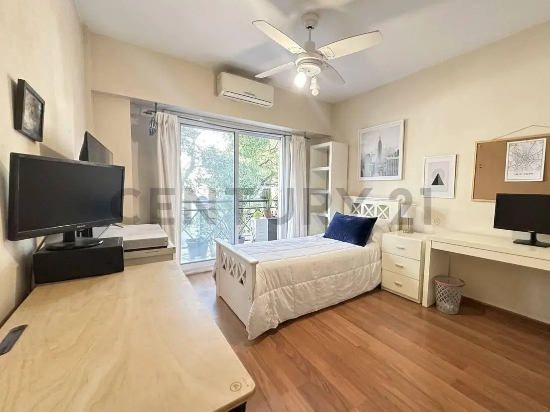 TRÍPLEX 4 AMBIENTES CON COCHERA, PATIO, TERRAZA Y BALCÓN EN PLAZA IRLANDA – CABALLITO 4