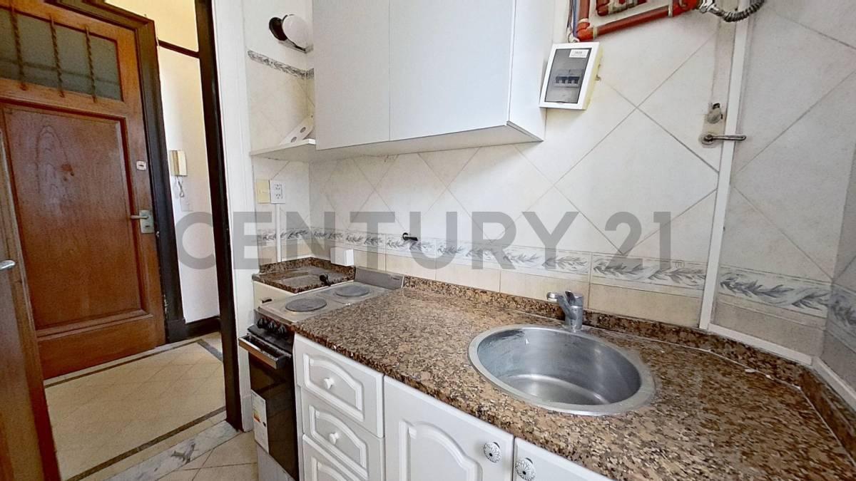 Foto de Amplio 2 Ambientes en el corazón de Microcentro – Vista Abierta en, imagen 4