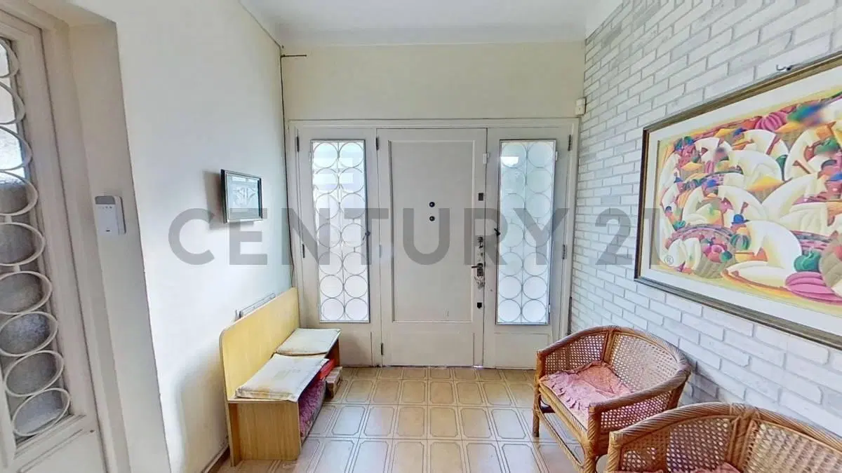 Casa 5 Ambientes con Terraza, Quincho y Cochera VILLA LURO 2