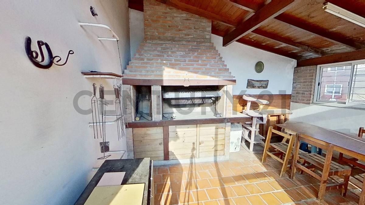 Foto de Casa 5 Ambientes con Quincho, apto credito VILLA LURO, imagen 2