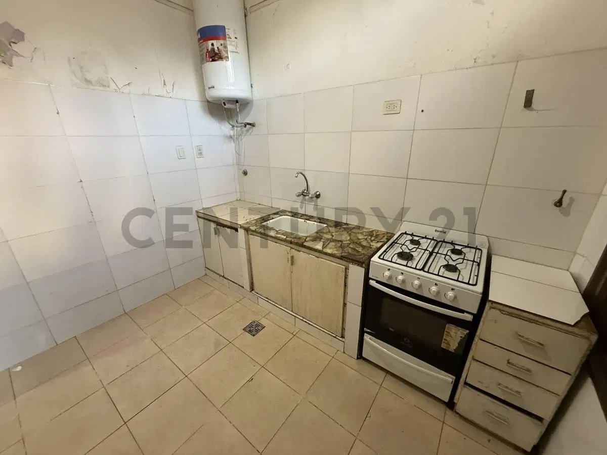 PH ALQUILER 3 AMBIENTES SIN EXPENSAS CONSITITUCION 4