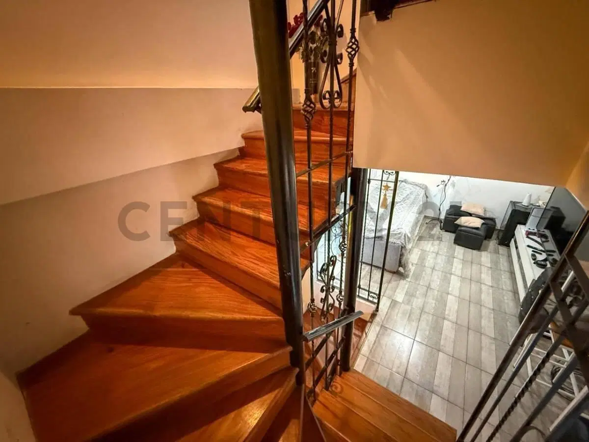 VENTA PH TIPO TRIPLEX DE 4 AMB CON COCHERA EN LA PATERNAL SIN EXPENSAS 3
