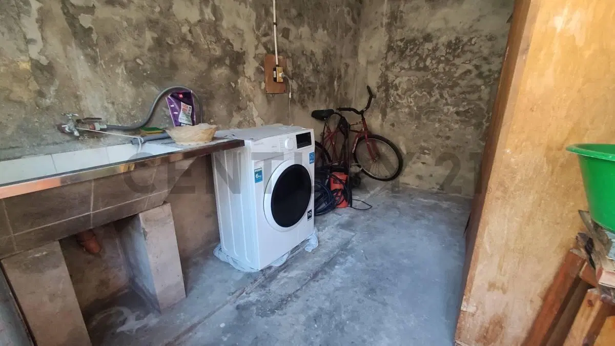 Venta PH a Refaccionar con Amplio Patio y 3 Dormitorios – Villa Luro 3