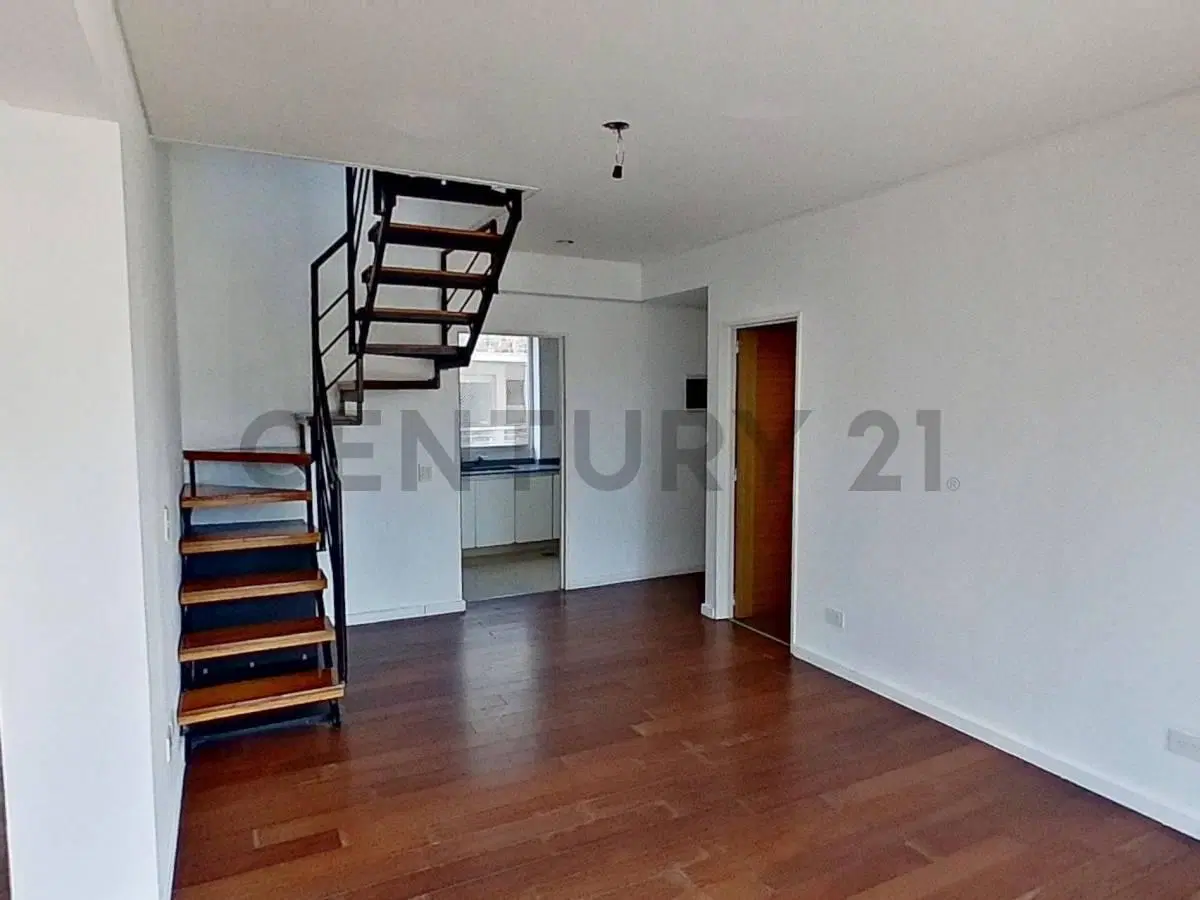 Departamento DUPLEX de 3 ambientes PARQUE CHACABUCO 3